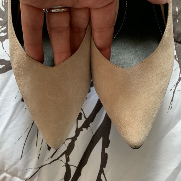 Kendall & Kylie Nude Suede heels - Picture 5 of 6